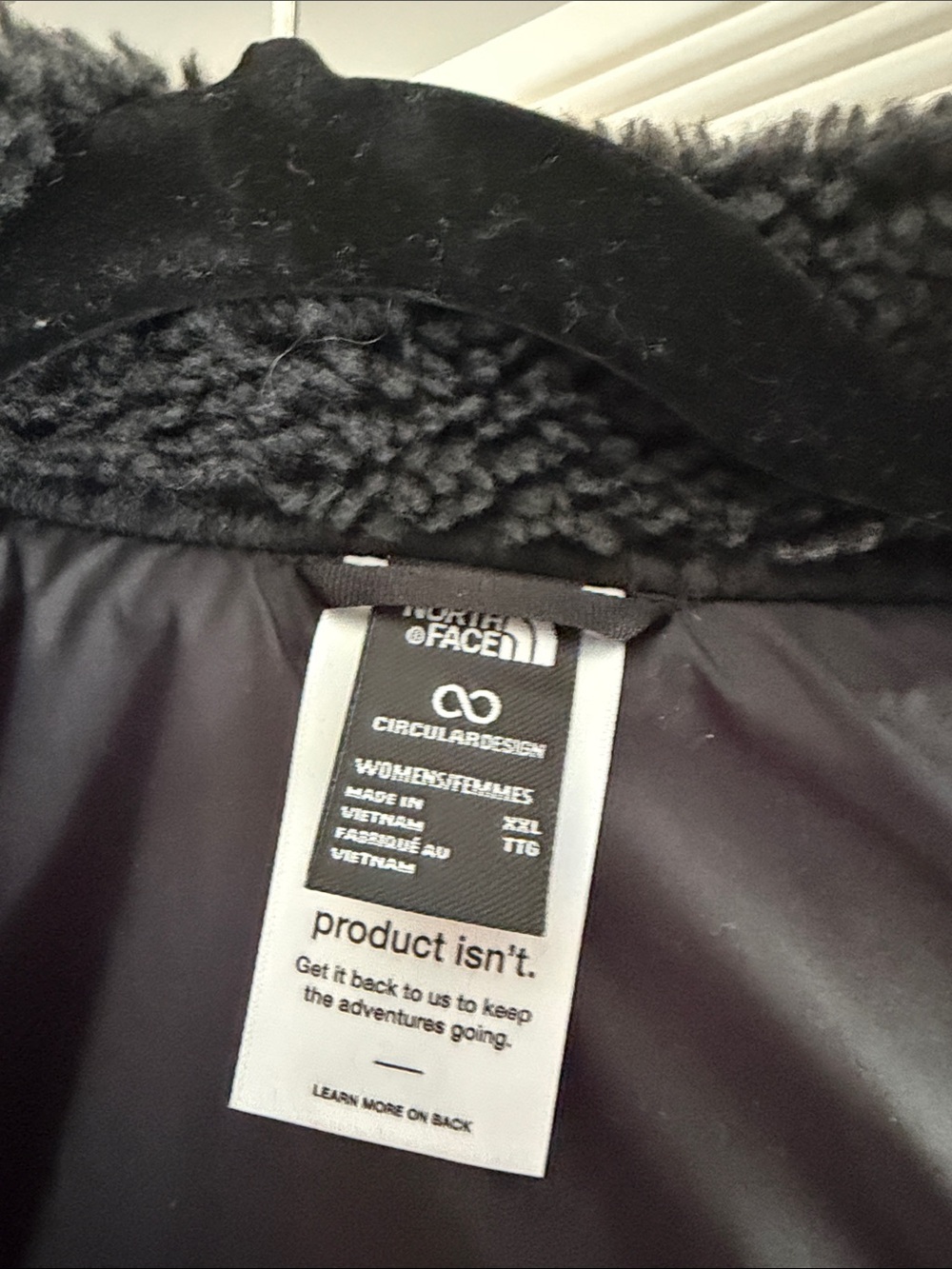The North Face Women's Quilted  Black Vest - Picture 3 of 5